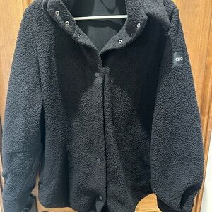 Women's Alo Yoga Black Sherpa Jacket/Shacket
